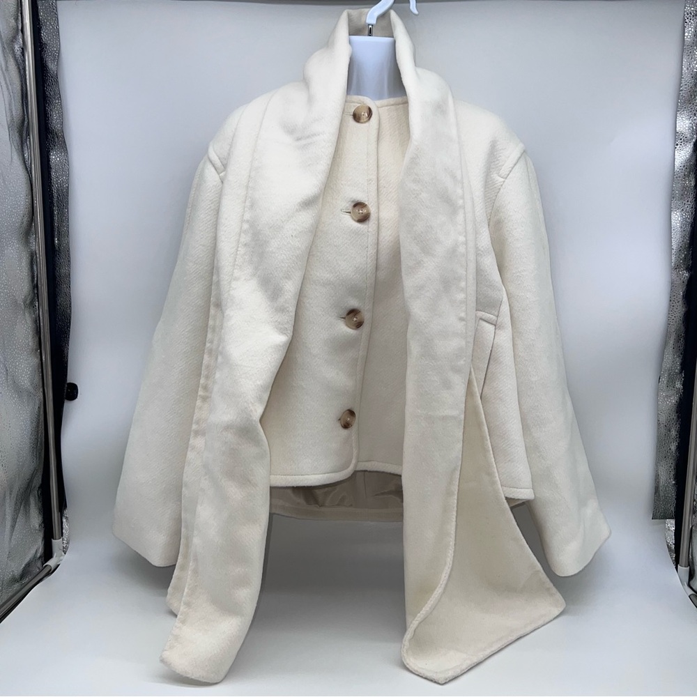 Abercrombie & Fitch Short Wool Blend Jacket w/Detachable Scarf Collar- size L - Picture 6 of 16